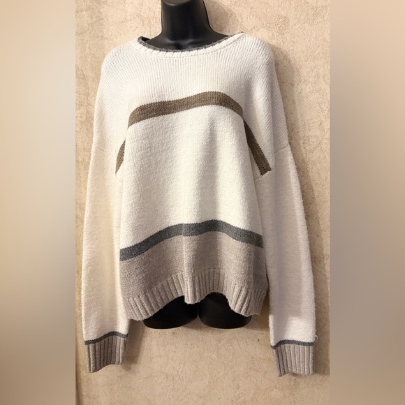Magaschoni Women's Striped Sweater - Picture 2 of 10
